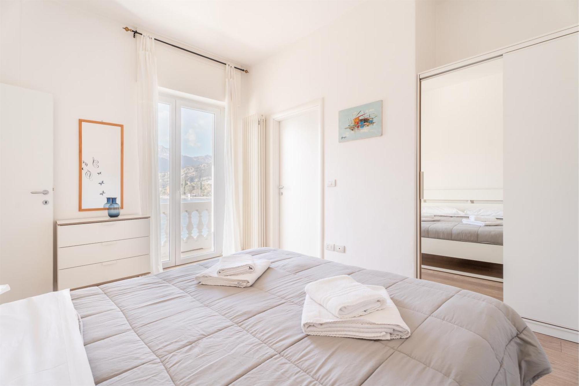 Lake Sensation - Garda Lake View Torbole Sul Garda Exterior foto