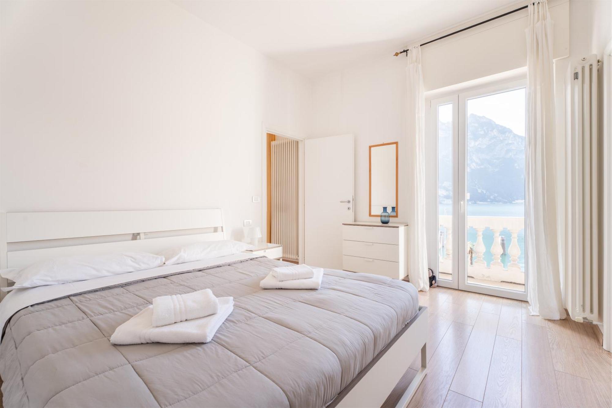 Lake Sensation - Garda Lake View Torbole Sul Garda Exterior foto